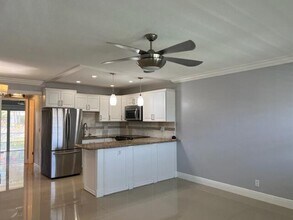800 Horizon W in Boynton Beach, FL - Foto de edificio - Building Photo