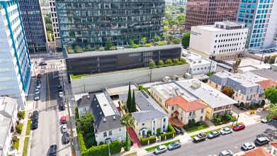 657 S La Jolla Ave, Unit 1 in Los Angeles, CA - Foto de edificio - Building Photo