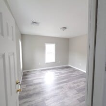 55 S Leyden St in Brockton, MA - Building Photo - Building Photo