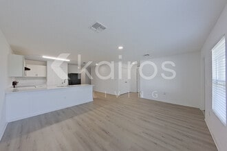 8045 99th Ave in Vero Beach, FL - Building Photo - Building Photo