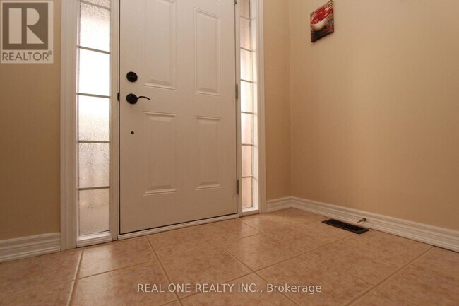 19 Browview Dr in Hamilton, ON - Building Photo - Building Photo