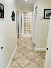 7770 NW 189th St in Hialeah, FL - Building Photo - Building Photo