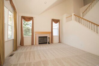 3566 Aikin Pl in Santa Rosa, CA - Building Photo - Building Photo