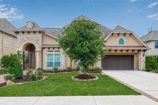 6915 Vanessa Springs Ln in Spring, TX - Foto de edificio - Building Photo