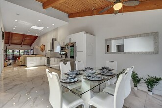2751 Parkview Dr S in Hallandale Beach, FL - Building Photo - Building Photo