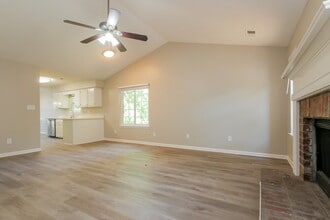 1575 Elizabeth Ln in Hampton, GA - Building Photo - Building Photo