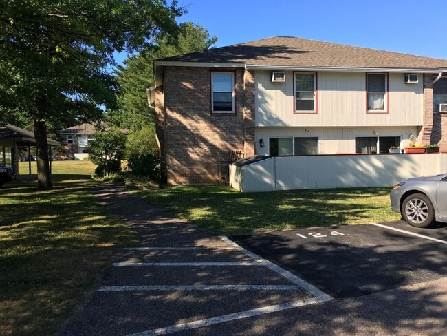 property at 280 Ledgewood Cir