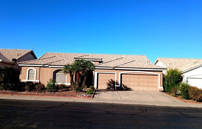 property at 792 N Lisbon Dr