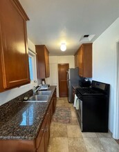 1248 Princeton St, Unit C in Santa Monica, CA - Building Photo - Building Photo