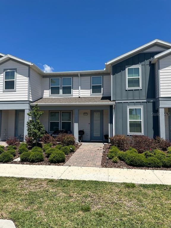 property at 10473 Folly Bch Rd