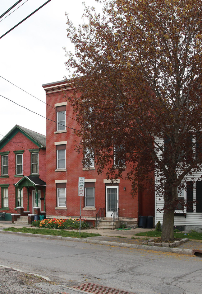 319 Front St in Schenectady, NY - Building Photo - Building Photo