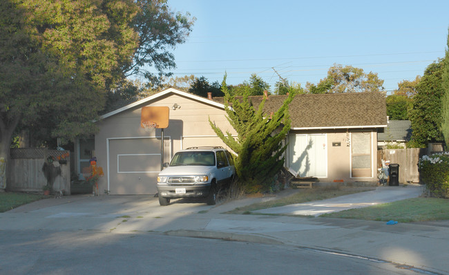 875-877 Altamont Ct in Sunnyvale, CA - Building Photo - Building Photo