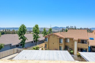 8731 Graves Ave in Santee, CA - Building Photo - Building Photo