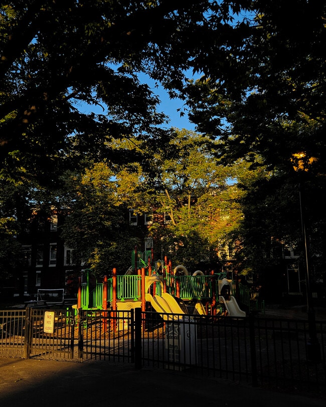 1900 Aliceanna St, Unit 2 in Baltimore, MD - Building Photo - Building Photo