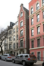 303 W 107th St in New York, NY - Building Photo - Primary Photo