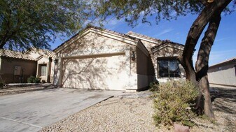 6614 E Lush Vista View in Florence, AZ - Building Photo