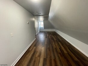 55 Treacy Ave in Newark, NJ - Building Photo - Building Photo