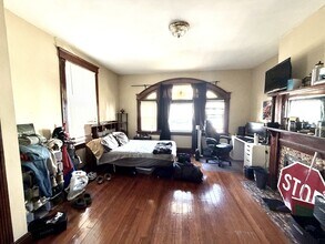 2242 Victor St in Cincinnati, OH - Building Photo - Building Photo