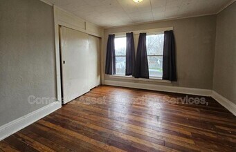 606 E Jefferson Ave in La Porte, IN - Building Photo - Building Photo