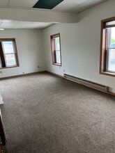 122 N 3rd St, Unit 2 in Marshall, MN - Building Photo - Building Photo