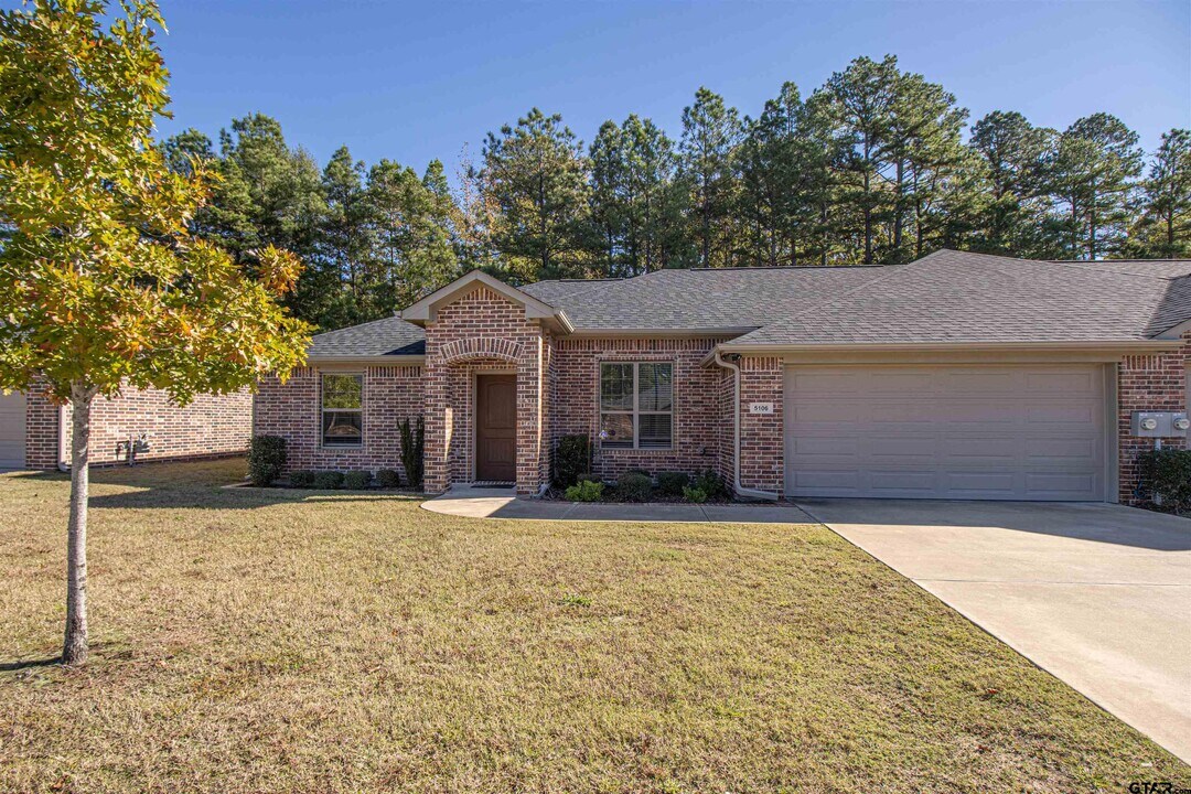 5106 Shiloh Ridge Dr in Tyler, TX - Building Photo