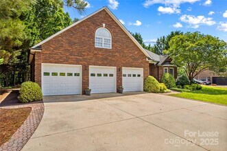 4522 Long Cove Dr in Denver, NC - Building Photo - Building Photo