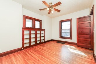 920 E Stewart St in Dayton, OH - Building Photo - Building Photo