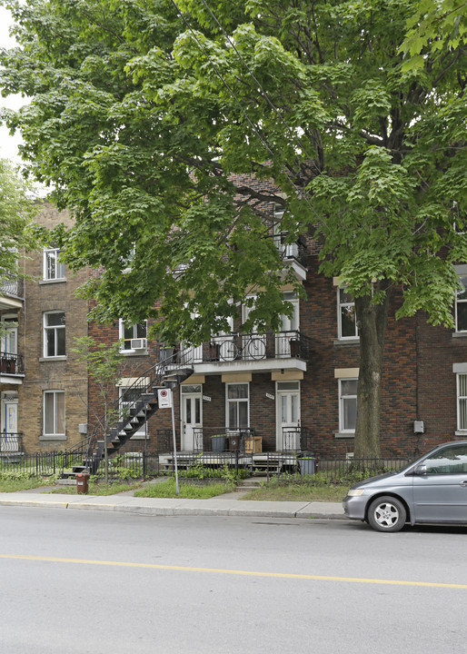 3287-3297 De Verdun Rue in Montréal, QC - Building Photo