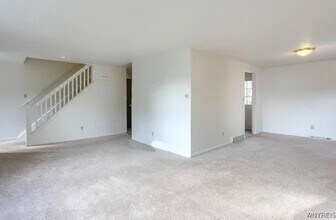 258-LEFT Sundridge Dr in Amherst, NY - Building Photo - Building Photo