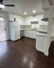 12 Klondike Ct in Chico, CA - Foto de edificio - Building Photo