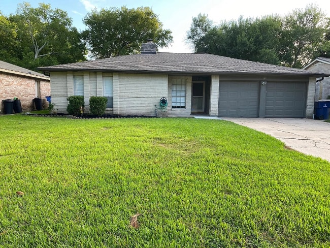 property at 16718 Forest Bend Ave