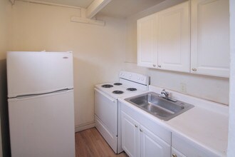 525 Jeanette St, Unit 3 in Pittsburgh, PA - Foto de edificio - Building Photo