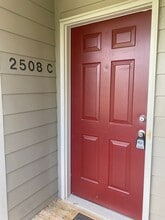 2508 Stradbrook Dr in Charlotte, NC - Building Photo - Building Photo