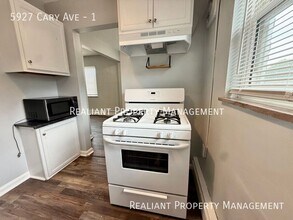 5927 Cary Ave in Cincinnati, OH - Building Photo - Building Photo