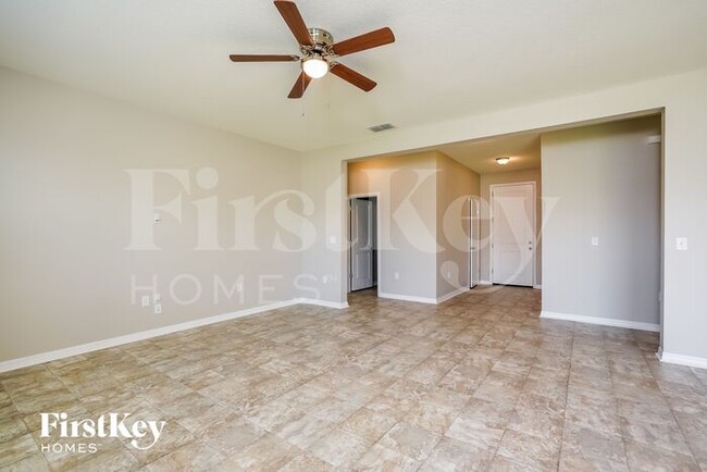 17351 Coastal Ridge Dr in Ft. Myers, FL - Building Photo - Building Photo