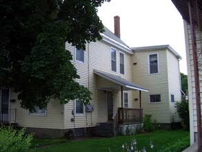 123 2nd Ave, Unit 2 Bedroom in Herkimer in Herkimer, NY - Building Photo - Building Photo