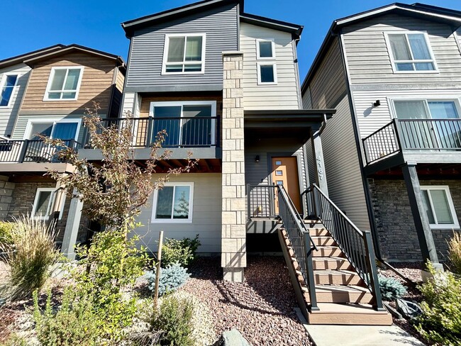 property at 4167 Parkwood Trail