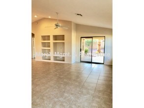 4166 E Sundance Ave in Gilbert, AZ - Building Photo - Building Photo