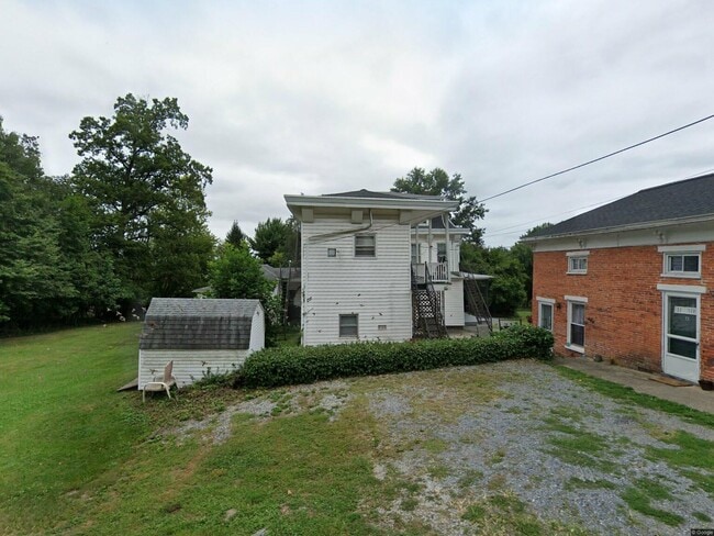 property at 497 Norwood Rd