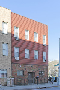 531 Graham Ave in Brooklyn, NY - Foto de edificio - Building Photo