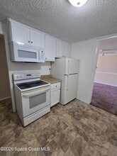 1700 Bottlebrush Dr in Palm Bay, FL - Building Photo - Building Photo