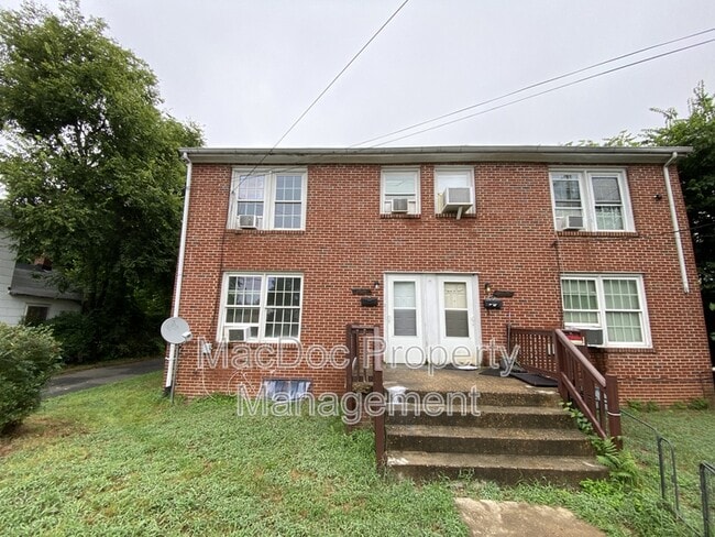 property at 904 Myrick St