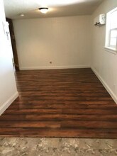 11889 Indian Trails Rd, Unit 2 in Marietta, OK - Building Photo - Building Photo