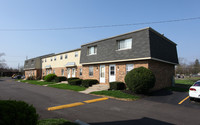 Hilliard Arms Apartments in Hilliard, OH - Foto de edificio - Building Photo