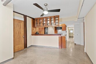 2749 N Hampden Ct, Unit 1G in Chicago, IL - Foto de edificio - Building Photo