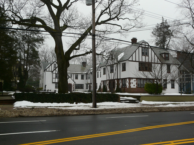 623 Whitney Ave in New Haven, CT - Building Photo - Building Photo