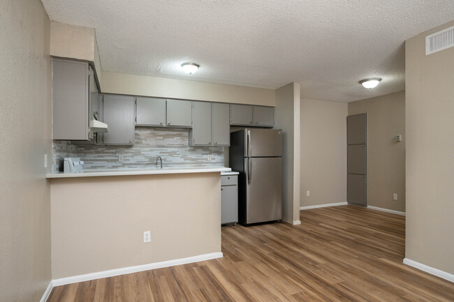 Southview in El Paso, TX - Building Photo - Interior Photo