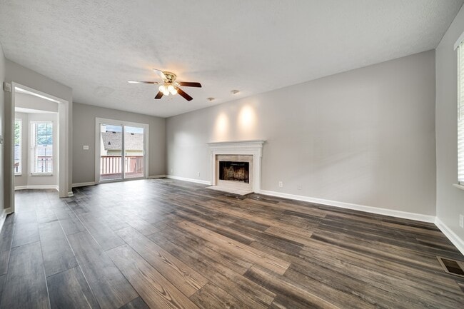 109 Edgewater Ct in Hendersonville, TN - Building Photo - Building Photo