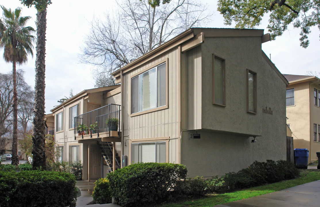 Mira Bella Apartments in Sacramento, CA - Building Photo