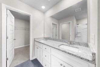 207 Harrison St in Calhoun, GA - Building Photo - Building Photo